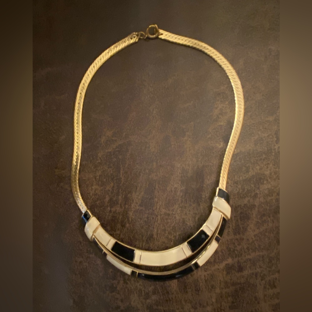 Vintage Trifari Gold Modernist Enamel Collar Necklace 80s